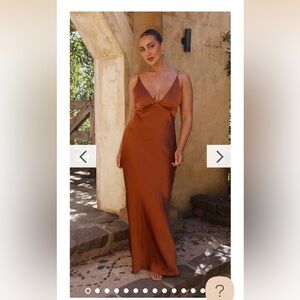 blackthorn maxi dress green Leslie Bottle Green Long-Sleeve Twisted Split Maxi Dress – Club L London